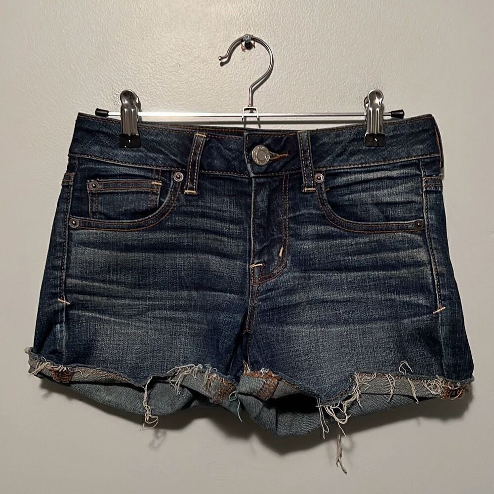 American Eagle Women's Blue Five Pocket Denim Shortie Cut Off Shorts Size 2